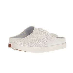 SOLD- Dr. Scholl’s Madi Mule Memory Foam Sneakers